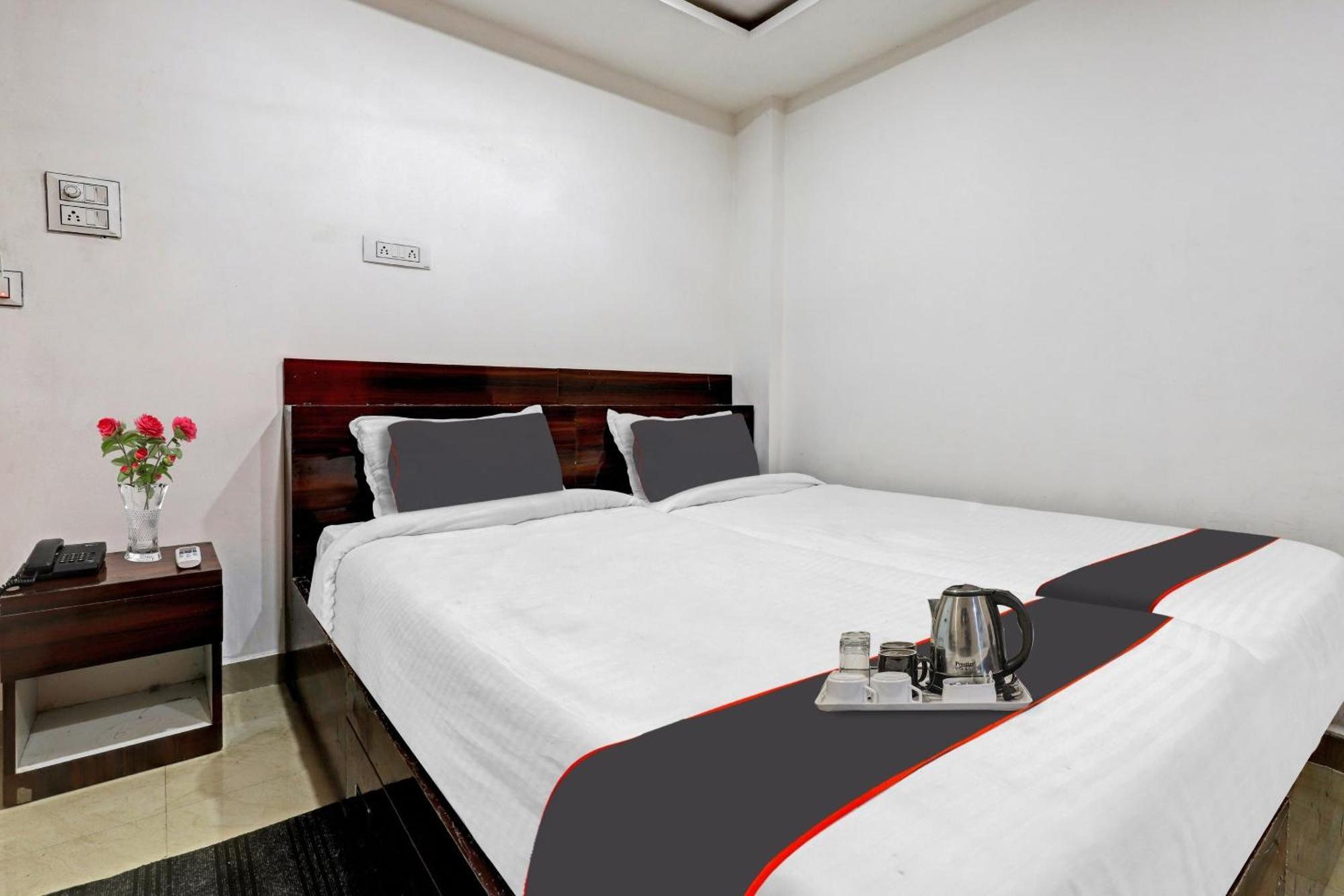Hotel O Lakhi Guest House Guwahati Dış mekan fotoğraf