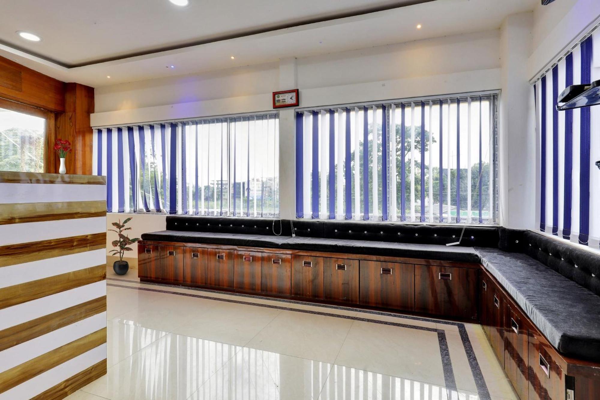 Hotel O Lakhi Guest House Guwahati Dış mekan fotoğraf