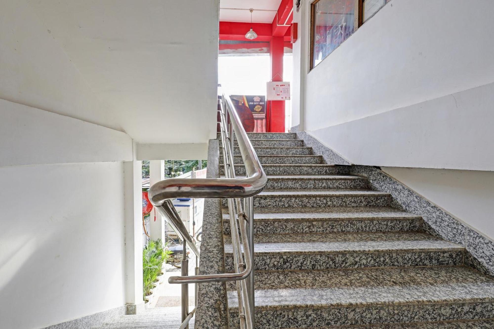 Hotel O Lakhi Guest House Guwahati Dış mekan fotoğraf